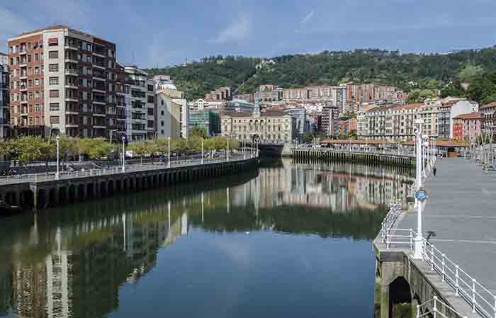 Vizcaya - Bilbao - ria de Bilbao 01.jpg
